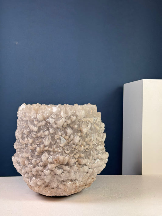 Crystal Vase Large - Dust