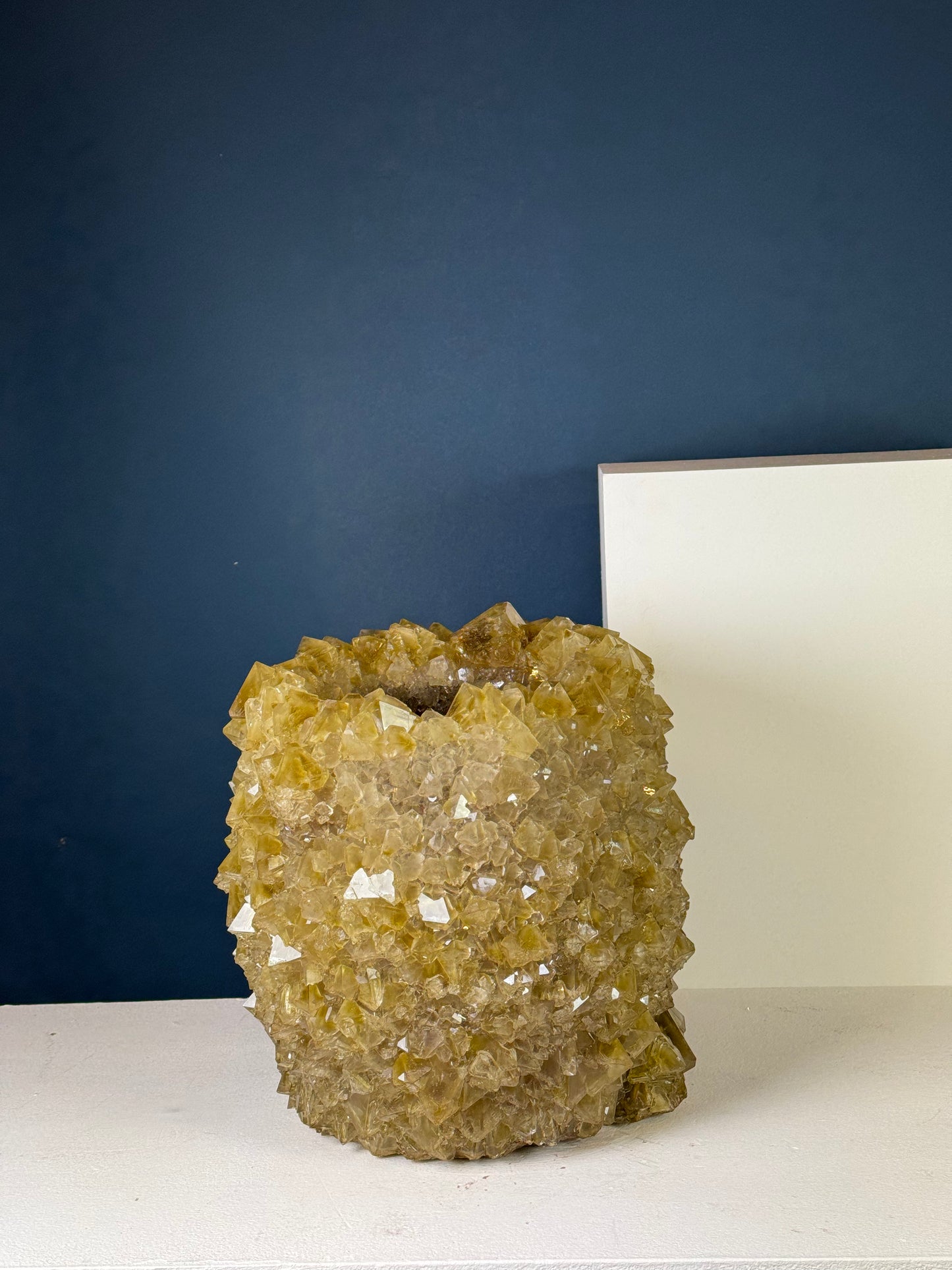 Crystal Vase Large - Dark olive