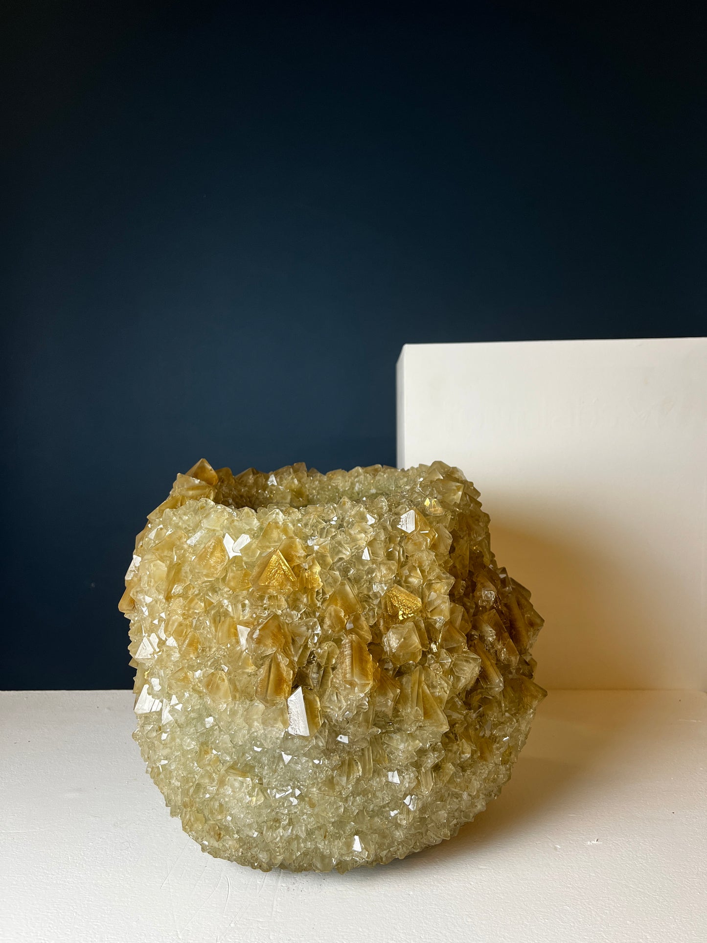 Crystal Vase Large - Light gold