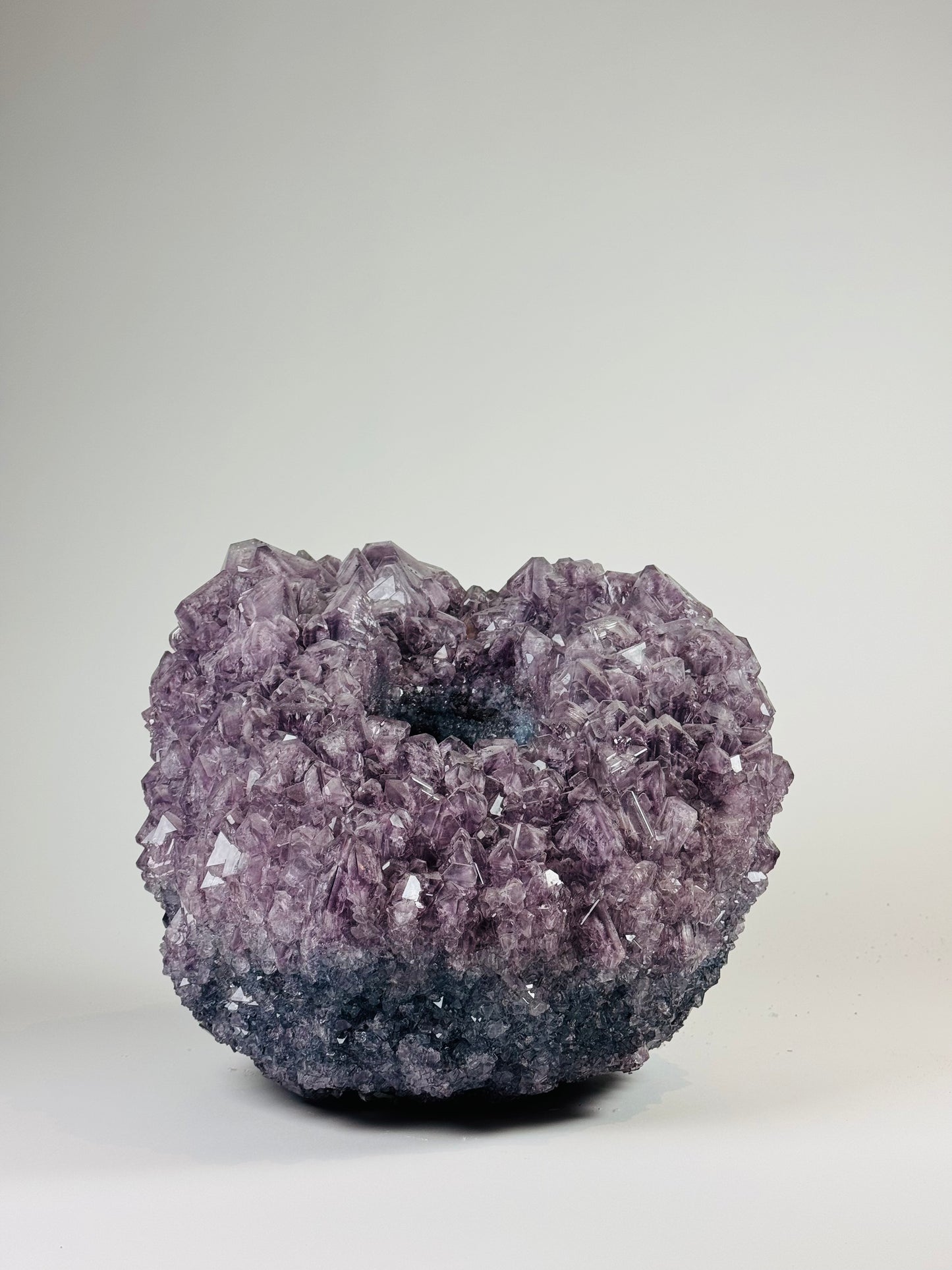 Medium Vase - Amethist