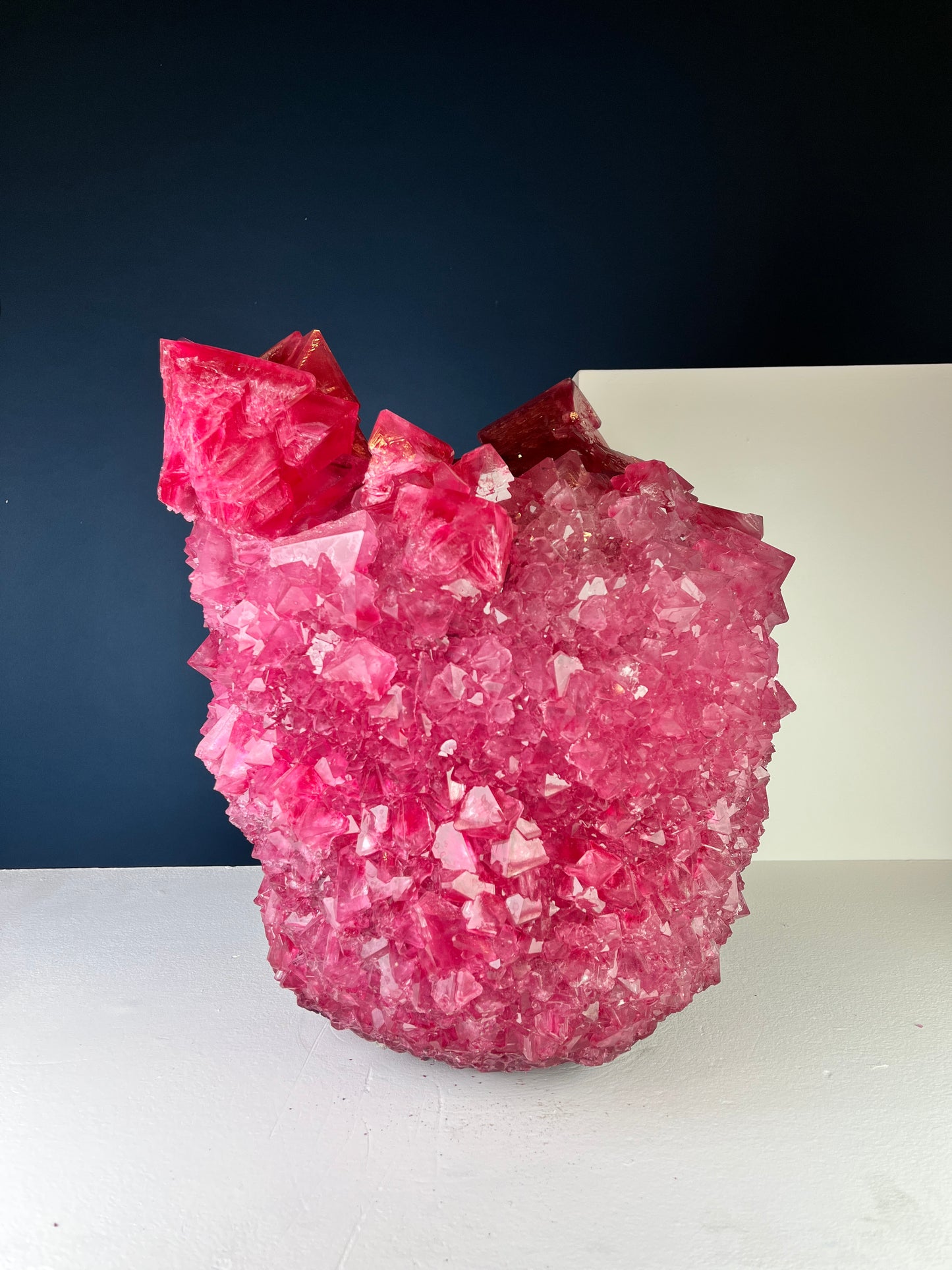 Crystal Vase Large - Hot pink