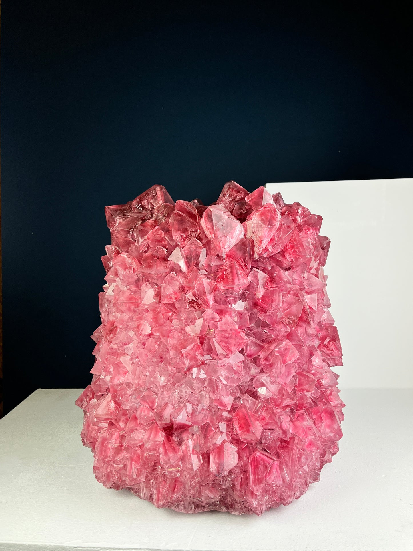 Crystal Vase Large - Intense pink
