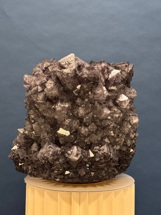 Medium Vase - Anthracite