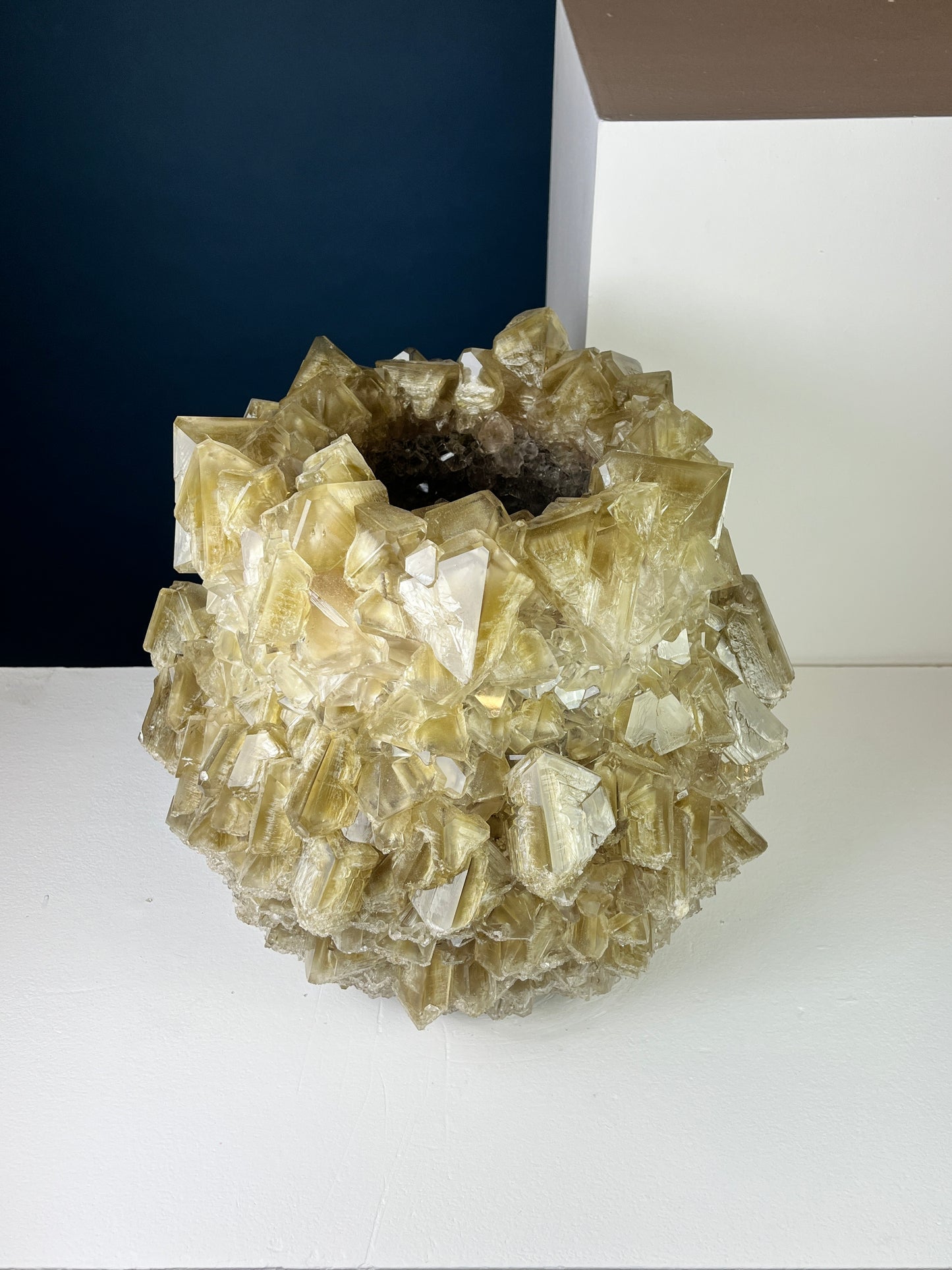 Crystal Vase Large -  Olive drab