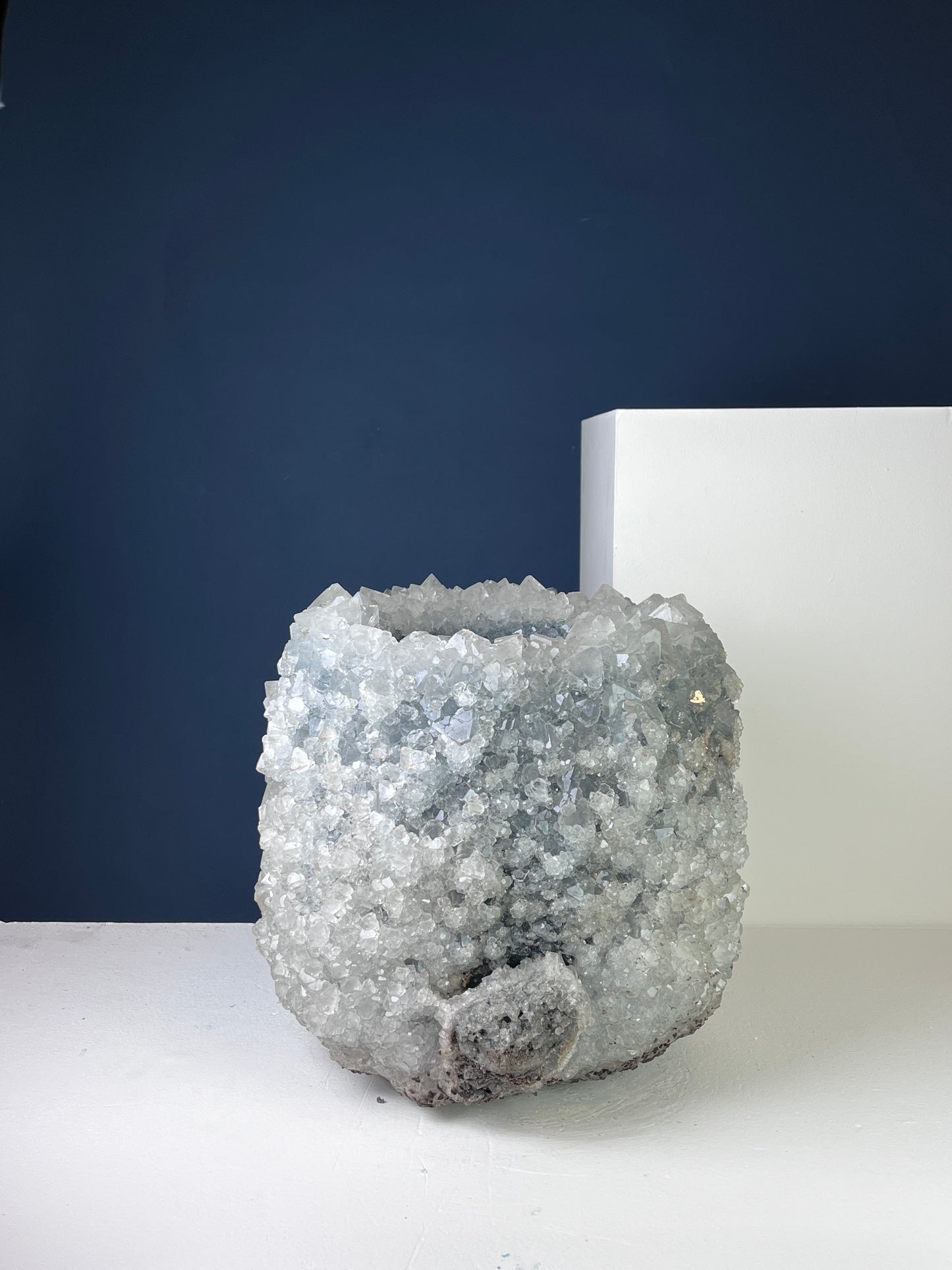 Crystal Vase Large -  Cold iron
